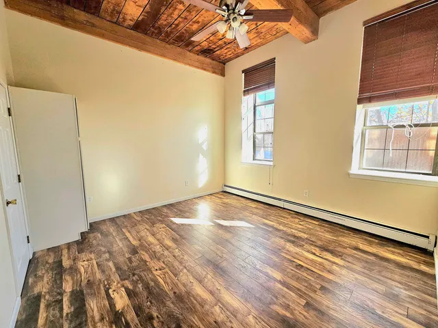 $2,000 | 156 Front Street, Unit 102, Exeter, NH 03833