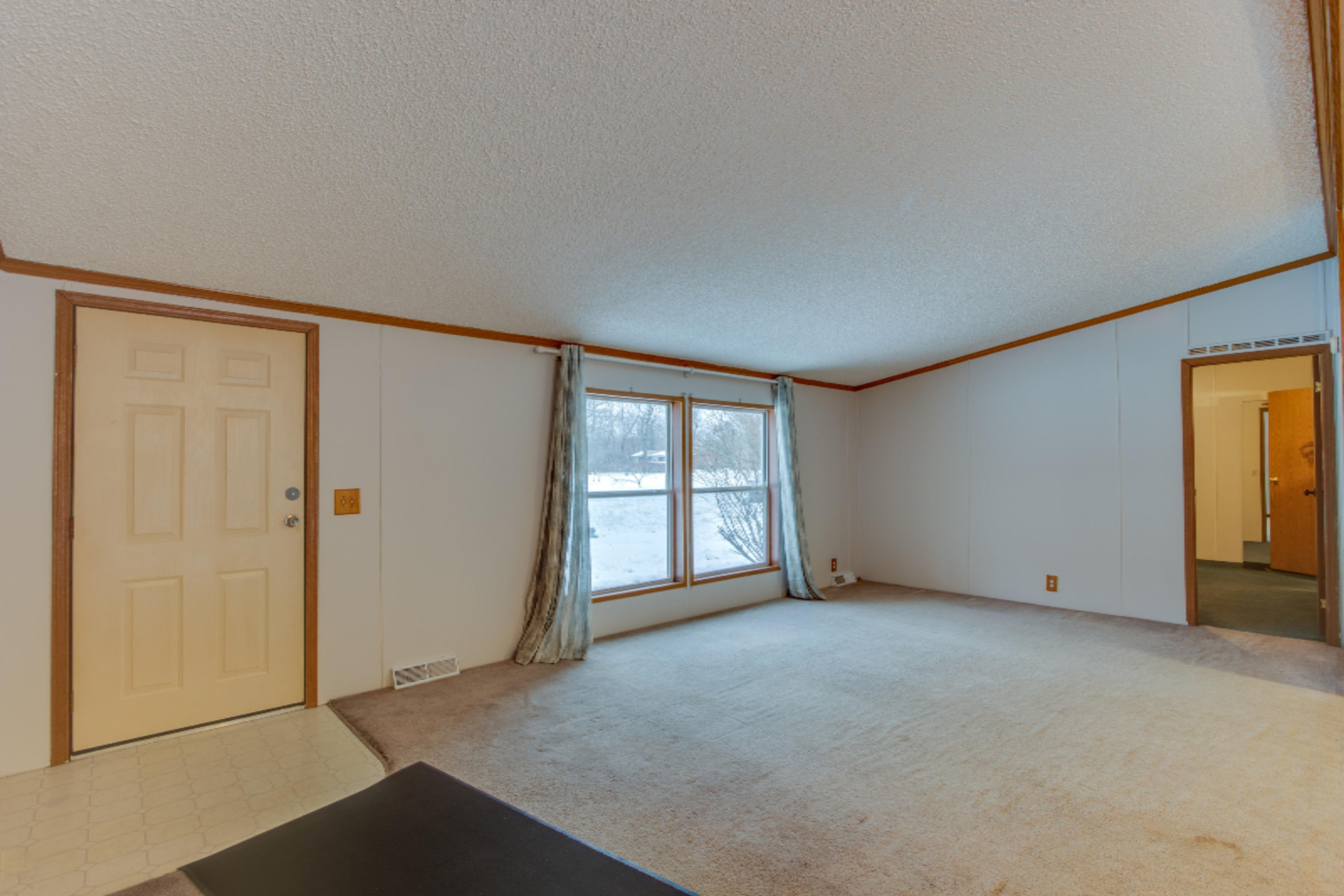284 Raaps Way Muskegon, MI 49442 - Photo 12 of 48 284 Raaps Way (18 of 20)
