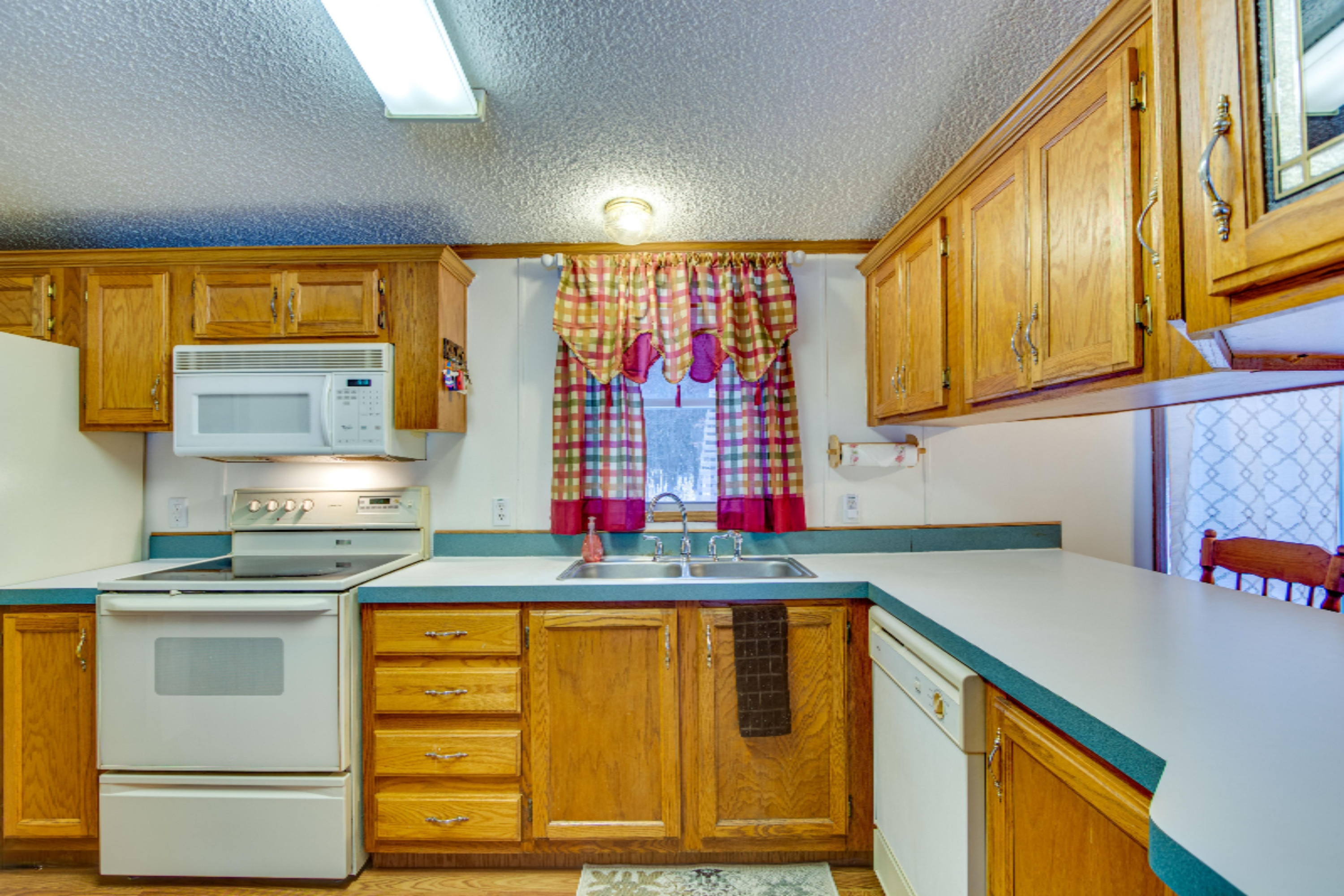 284 Raaps Way Muskegon, MI 49442 - Photo 20 of 48 284 Raaps Way (27 of 20)