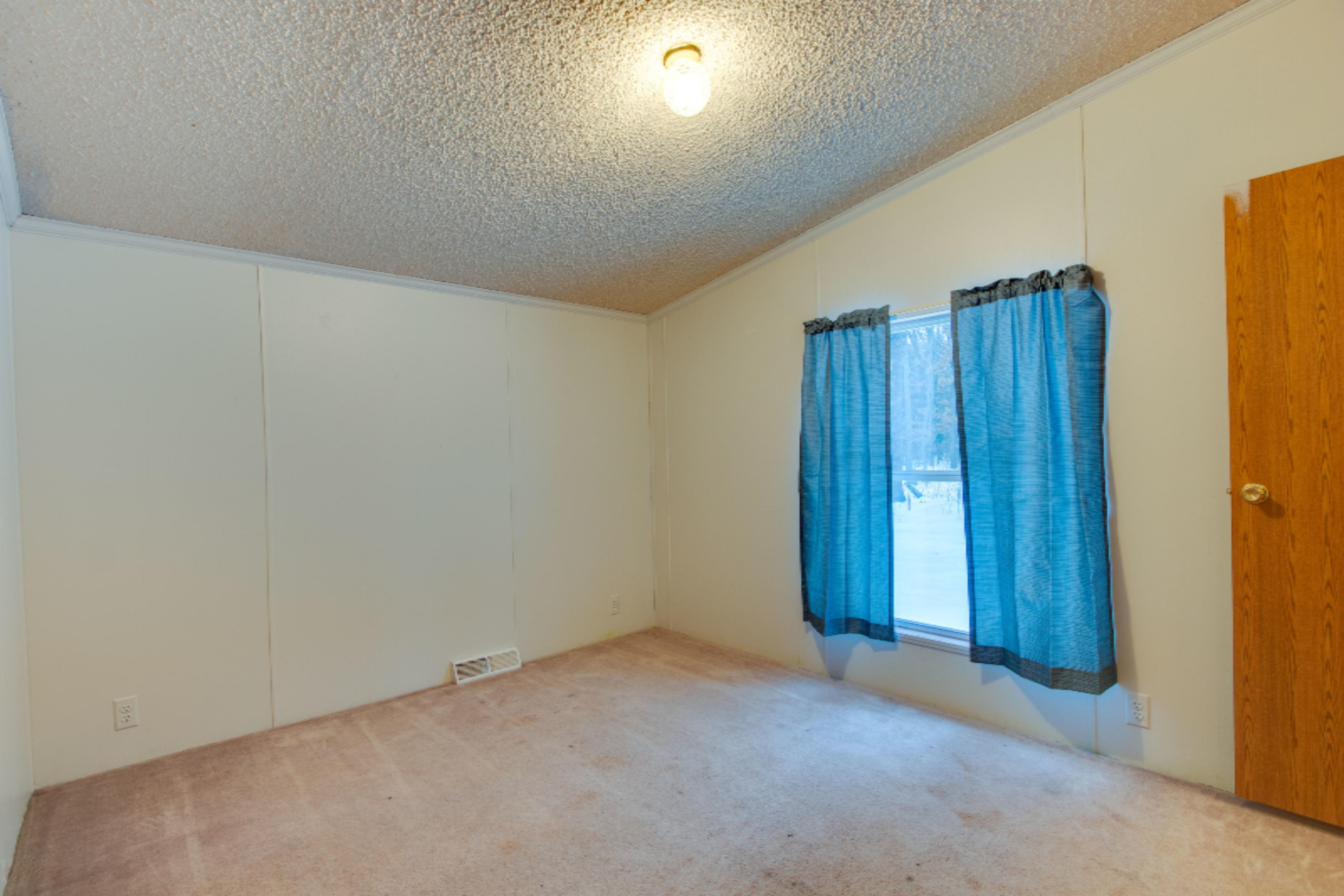284 Raaps Way Muskegon, MI 49442 - Photo 33 of 48 284 Raaps Way (42 of 11)