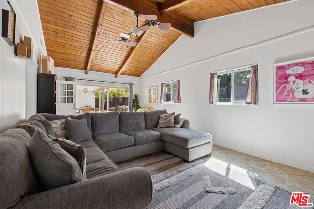 $970,000 | 970 Calle Nogal, Thousand Oaks, CA 91360