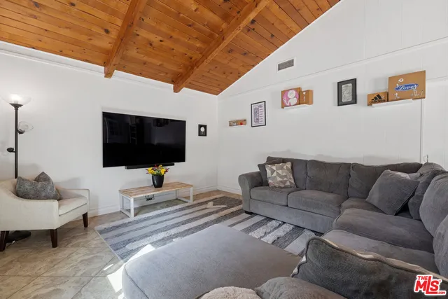 $970,000 | 970 Calle Nogal, Thousand Oaks, CA 91360