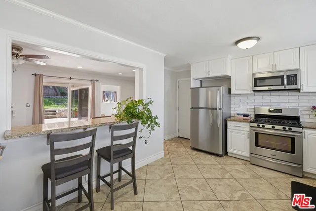 $970,000 | 970 Calle Nogal, Thousand Oaks, CA 91360