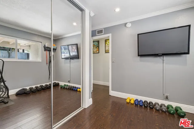 $970,000 | 970 Calle Nogal, Thousand Oaks, CA 91360