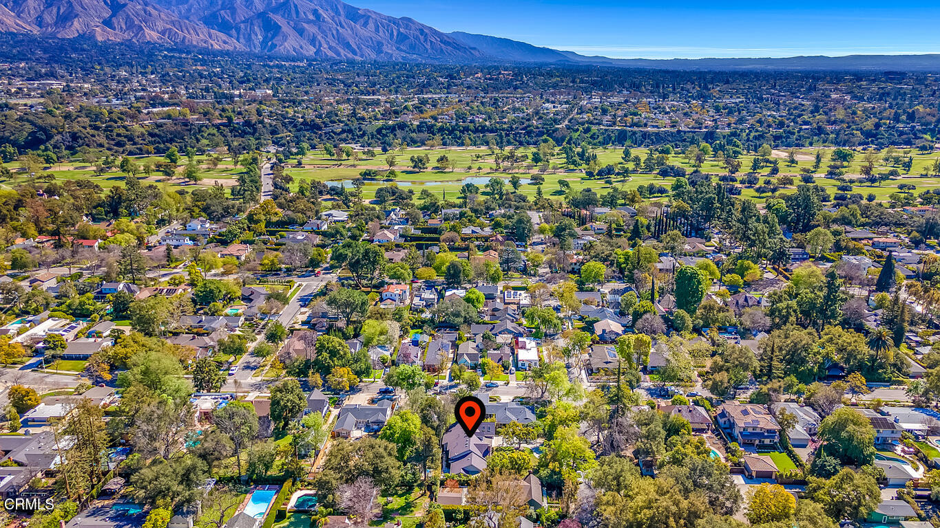 1333 Lida Street Pasadena, CA 91103 - Photo 37 of 38 a view of a bunch of flowers