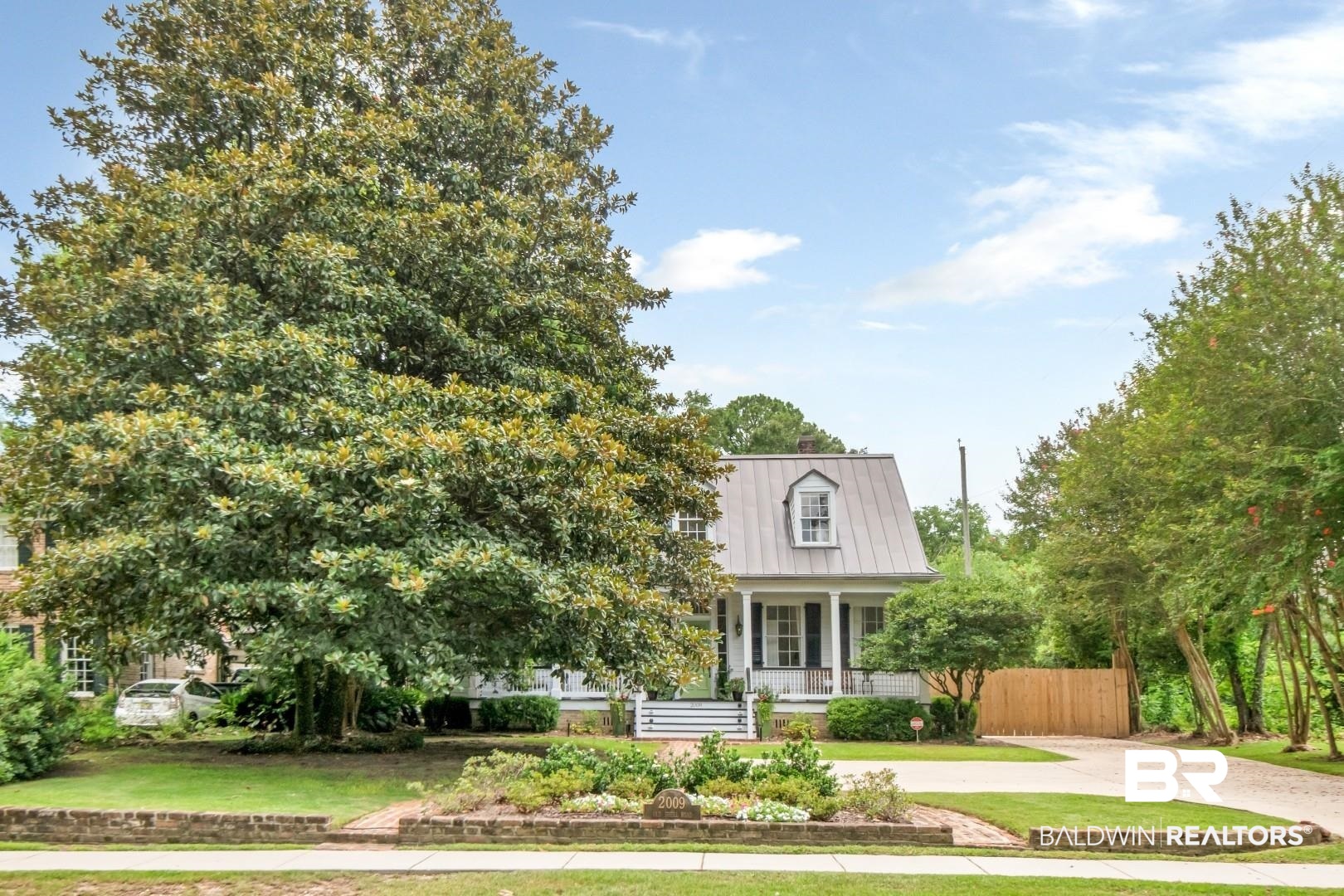 2009 Old Shell Road Mobile, AL 36607 - Photo 1 of 55