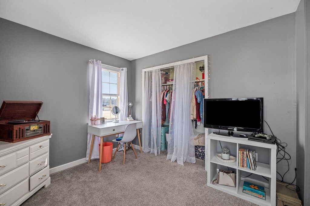 1656 Parker Road Sparta, TN 38583 - Photo 22 of 32 a view of room with workspace and windows