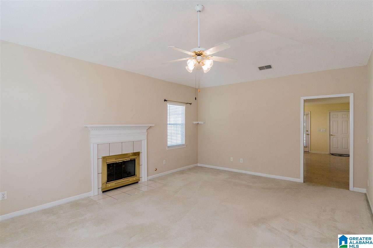 102 Stone Hill Circle Pelham, AL 35124 - Photo 3 of 29