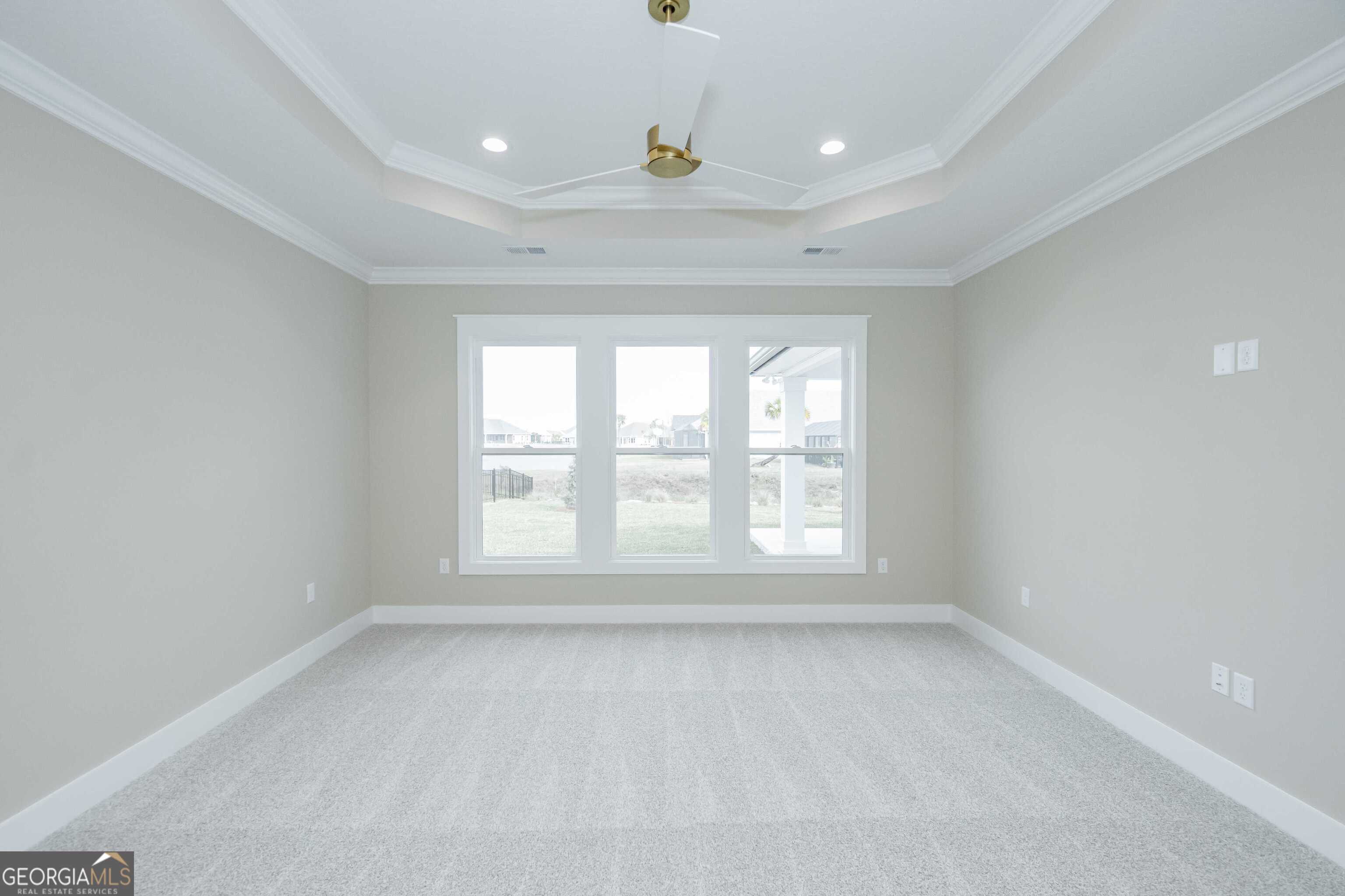201 Riley Hunter Drive Kingsland, GA 31548 - Photo 35 of 79 an empty room with a window