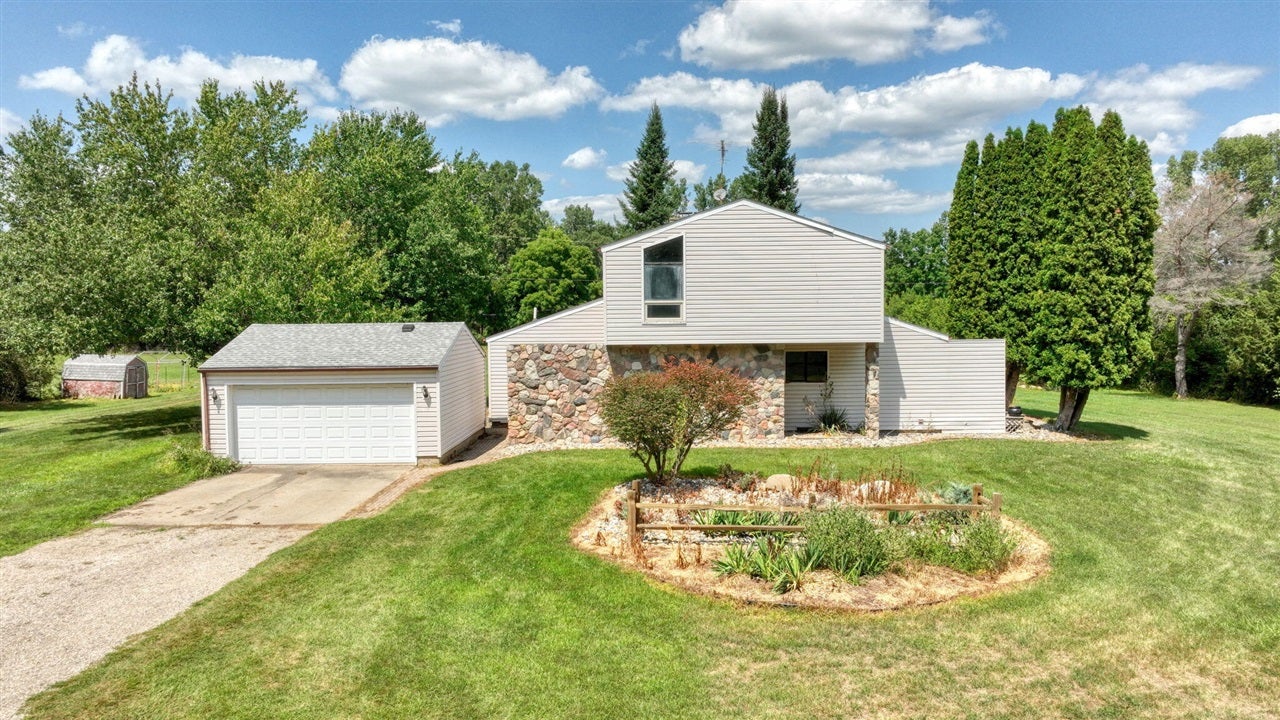 13142 Taylor Road Brooklyn, MI 49230 - Photo 1 of 58 Gallery Image 1