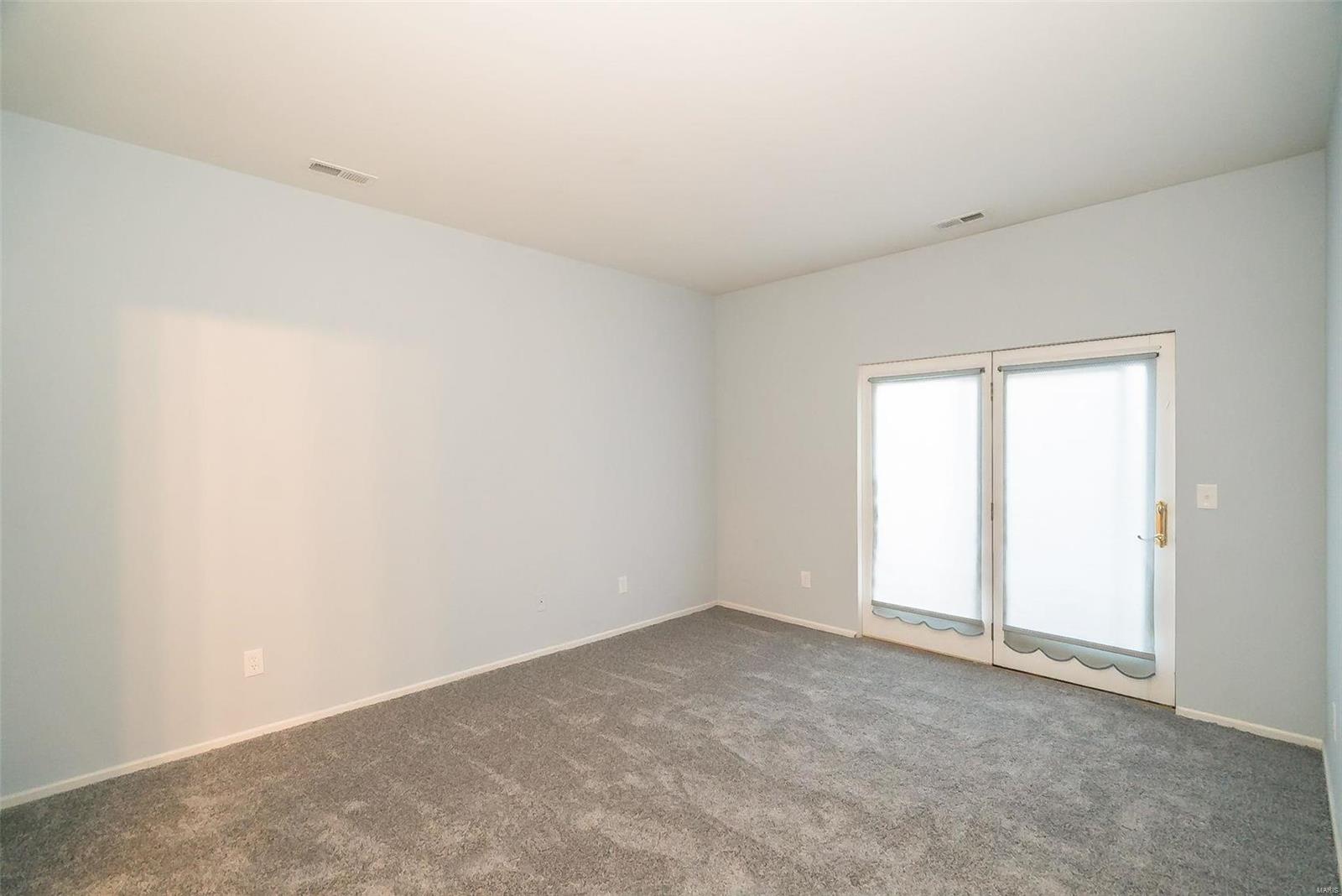 1079 North Spoede Road St. Louis, MO 63146 - Photo 17 of 32 Gallery Image 17