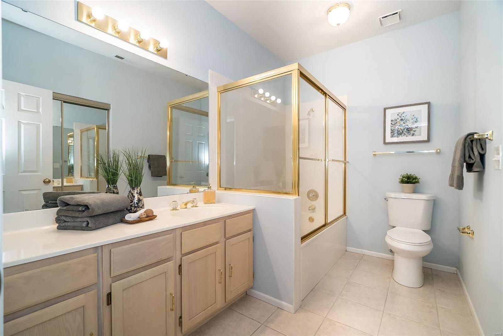 1079 North Spoede Road St. Louis, MO 63146 - Photo 18 of 32 Gallery Image 18