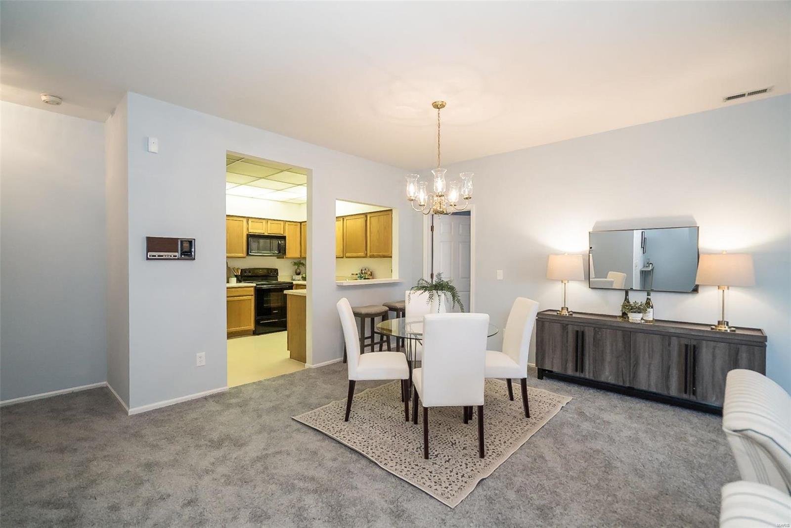 1079 North Spoede Road St. Louis, MO 63146 - Photo 9 of 32 Gallery Image 9