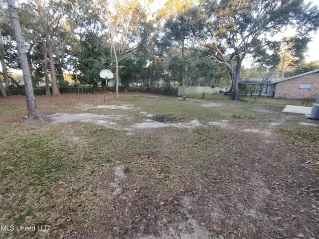 $1,600 | 3803 Sherwood Street, Pascagoula, MS 39581