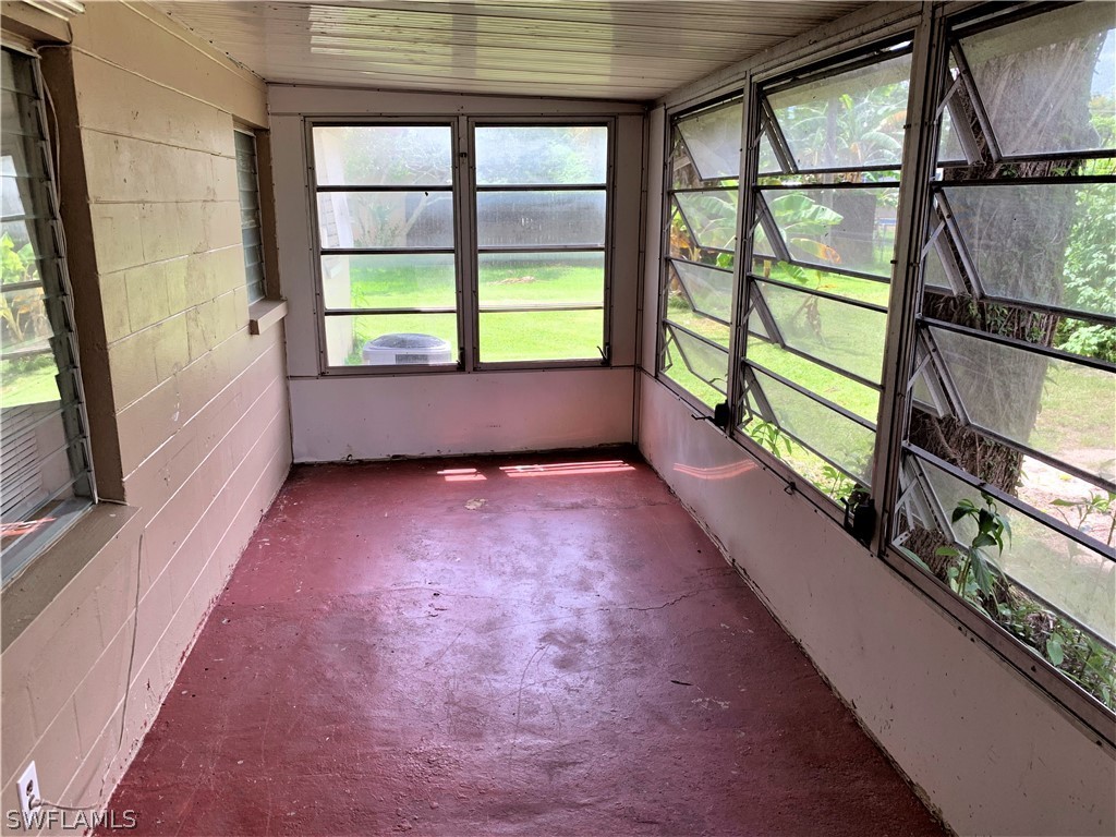 301 East Penn Road Lehigh Acres, FL 33936 - Photo 22 of 25 a room with window