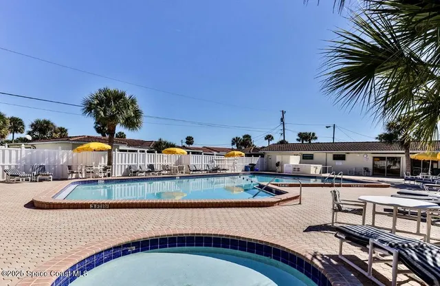 $239,900 | 710 Flamingo Drive, Unit B, Ormond Beach, FL 32176
