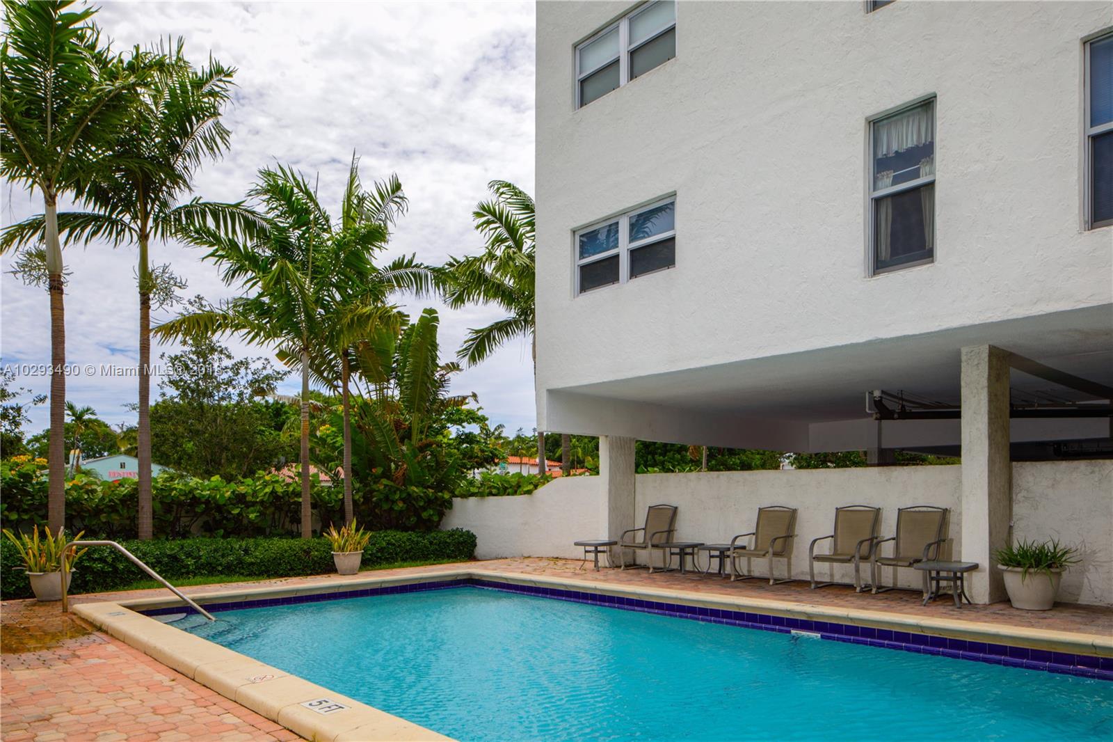 1300 Alton Road, Unit 2D Miami Beach, FL 33139 - Photo 9 of 13 Gallery Image 9