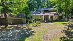 310 South Van Road Holly, MI 48442 - Photo 1 of 67