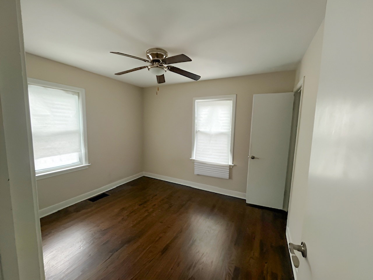 17943 Ridgewood Avenue Lansing, IL 60438 - Photo 3 of 12