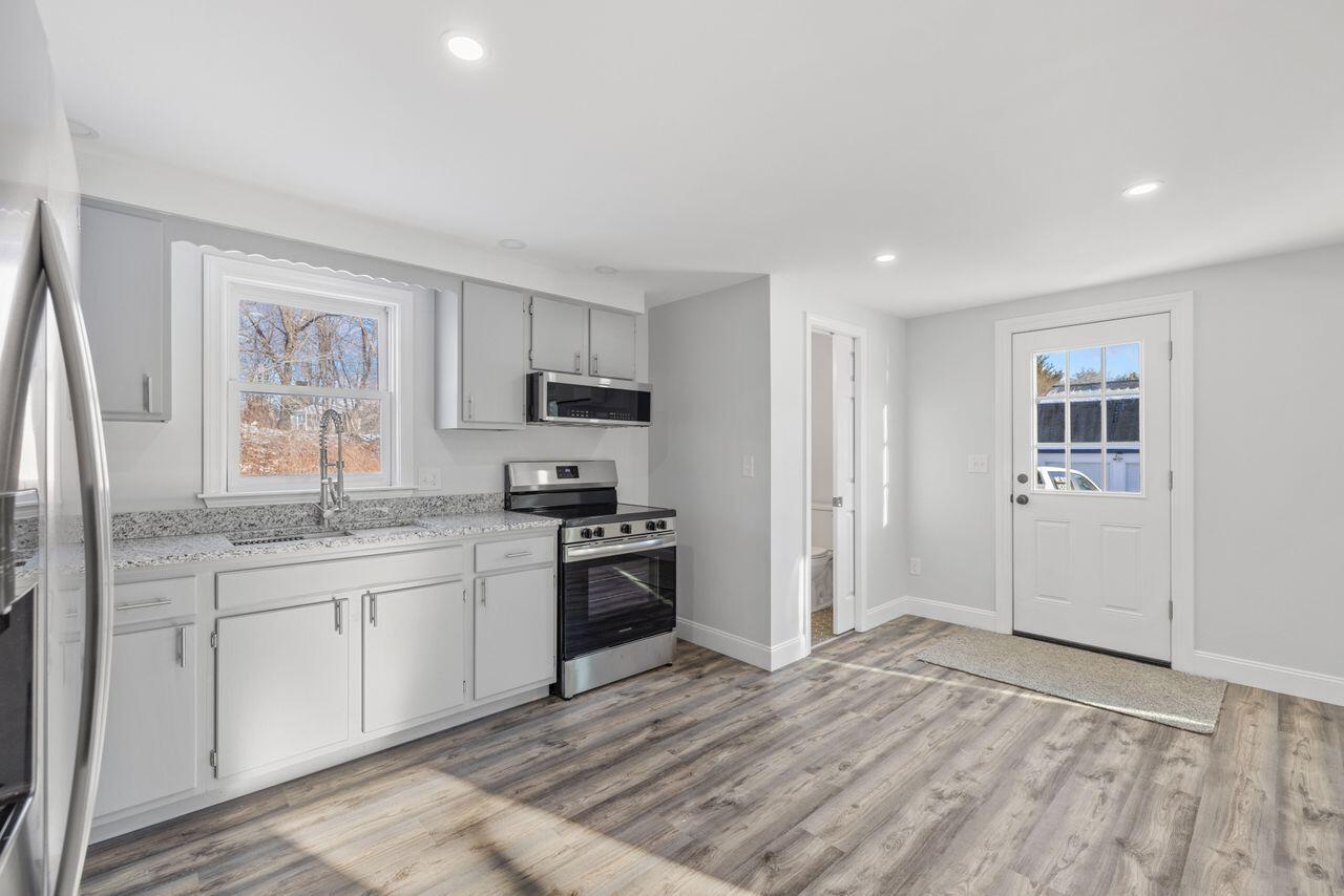 170 Twombley Road Sanford, ME 04073 - Photo 10 of 47 3G0A0019