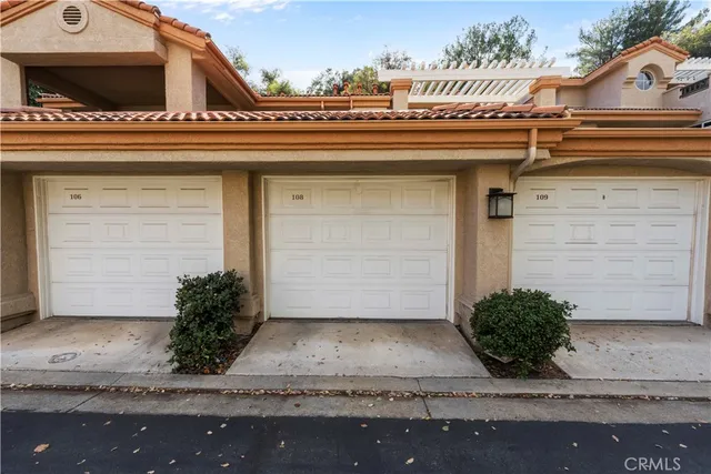 $465,000 | 23930 Arroyo Park Drive, Valencia, CA 91355