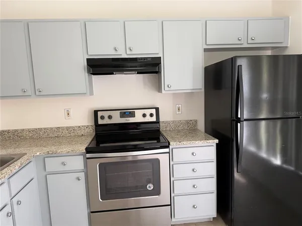 $1,950 | 4989 Vista Lago Drive, Orlando, FL 32811