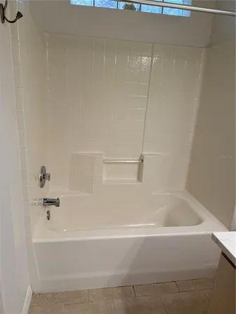 $1,950 | 4989 Vista Lago Drive, Orlando, FL 32811