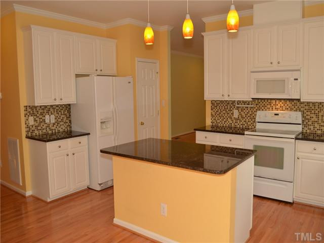 2106 Roland Glen Road Cary, NC 27519 - Photo 7 of 19 Kitchen