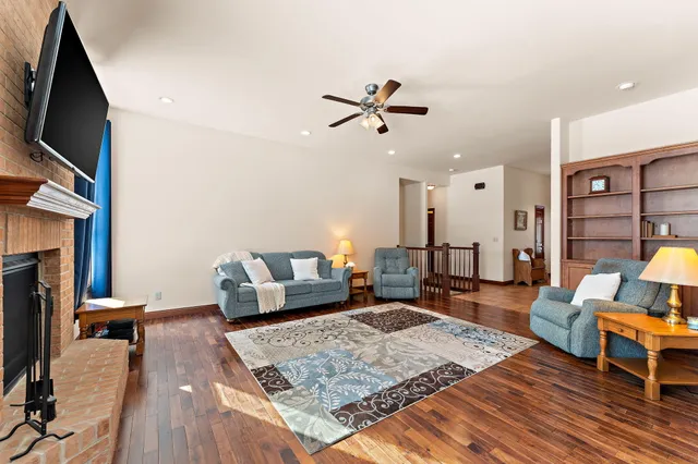 $679,000 | 2651 Woodbine Drive, Valparaiso, IN 46383