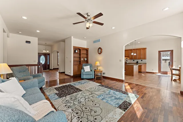 $679,000 | 2651 Woodbine Drive, Valparaiso, IN 46383