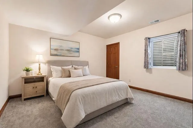 $679,000 | 2651 Woodbine Drive, Valparaiso, IN 46383