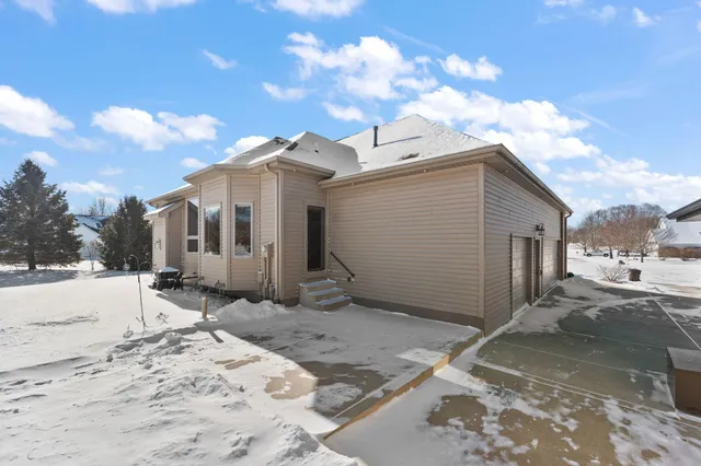 $679,000 | 2651 Woodbine Drive, Valparaiso, IN 46383