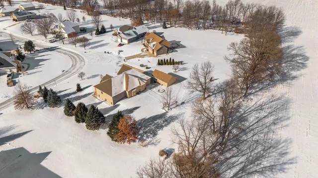 $679,000 | 2651 Woodbine Drive, Valparaiso, IN 46383