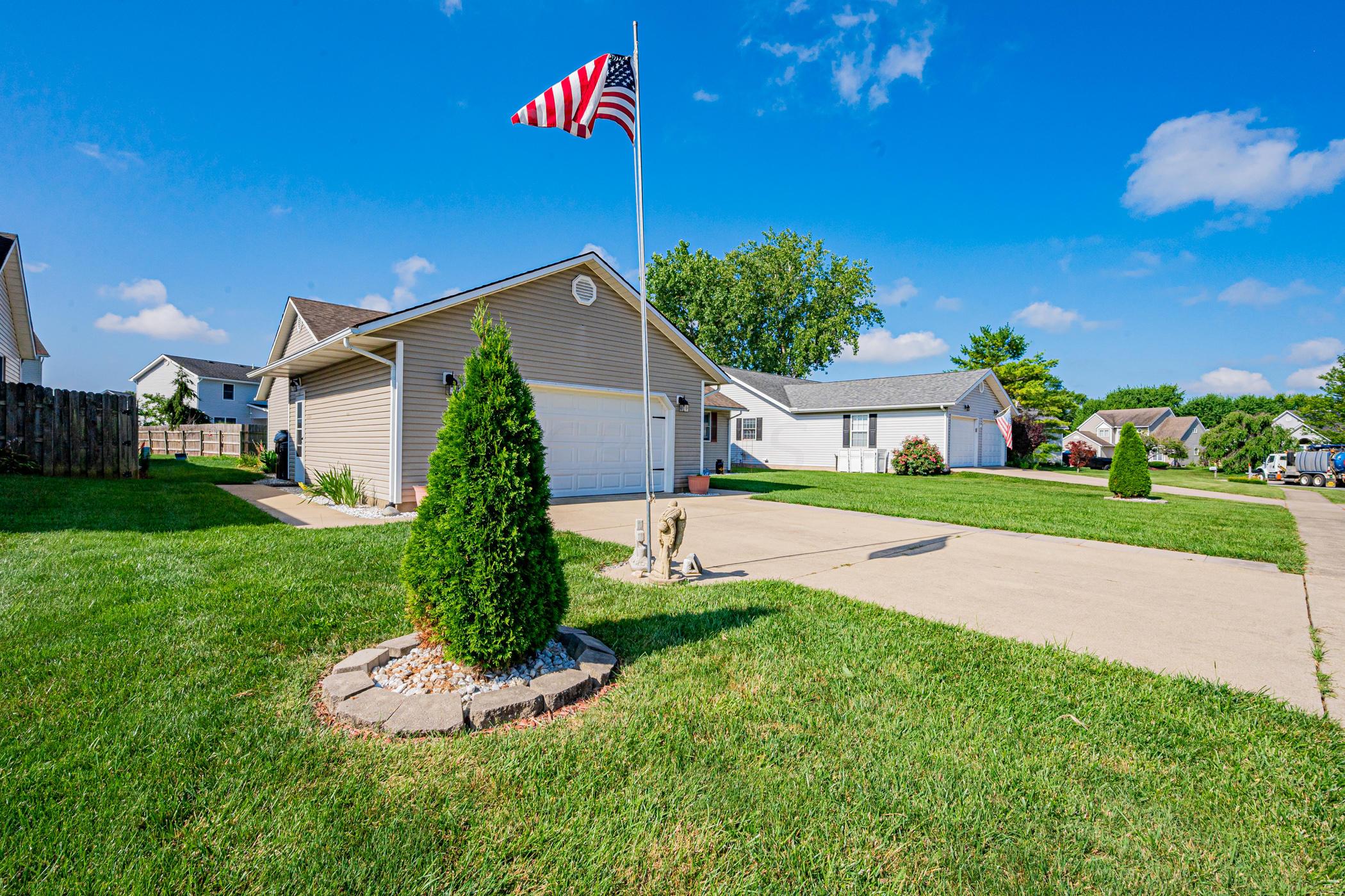 405 Chatham Road Circleville, OH 43113 - Photo 4 of 42 Gallery Image 4
