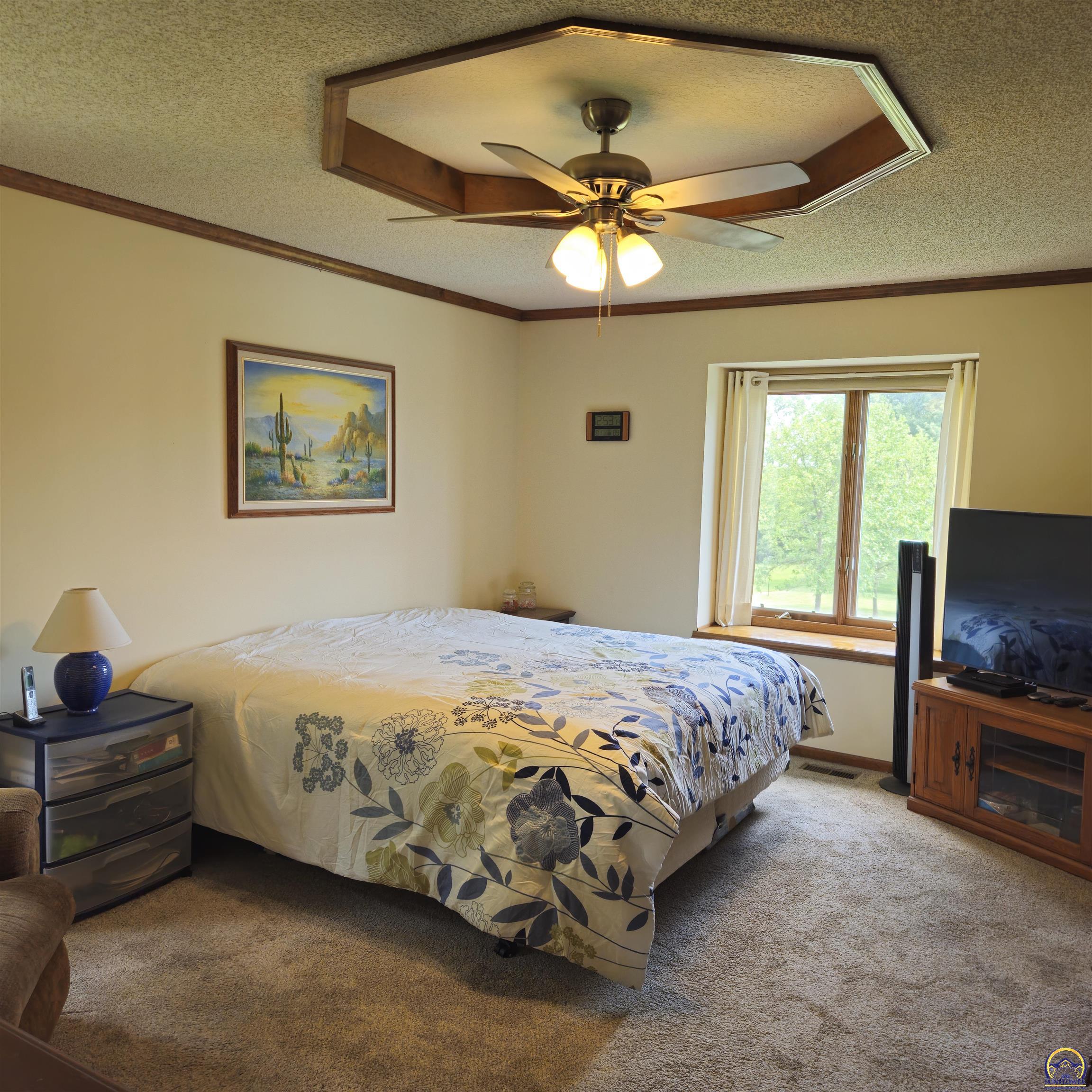 5334 Northwest Rochester Road Topeka, KS 66617 - Photo 8 of 21