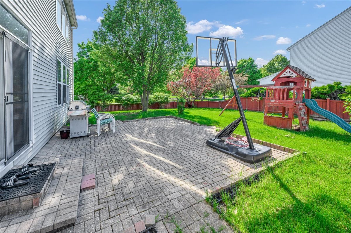 322 Zinnia Drive Romeoville, IL 60446 - Photo 34 of 42 a view of a patio in front of house