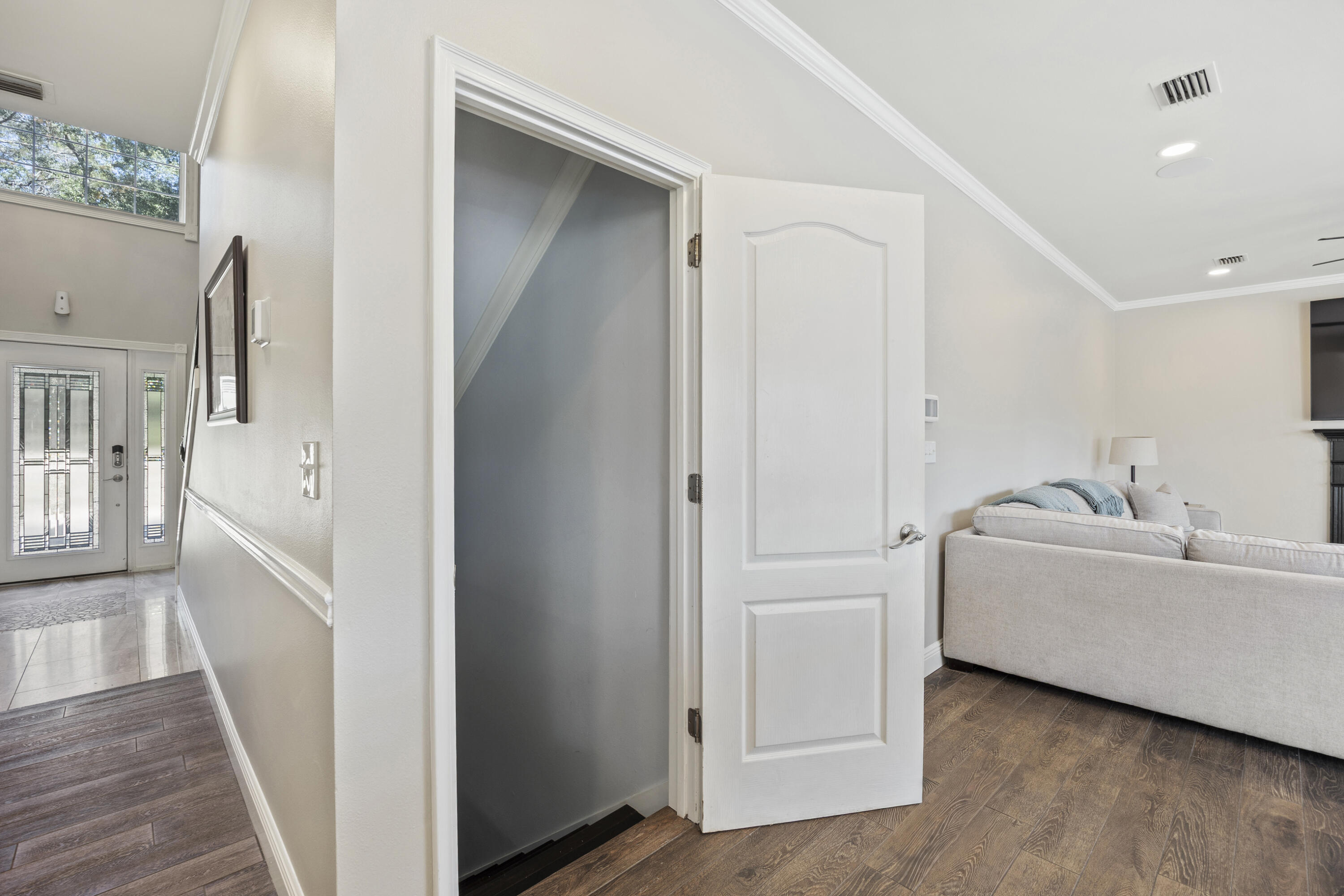 147 Eldredge Road Fort Walton Beach, FL 32547 - Photo 43 of 82 a living room with furniture and a wooden floor