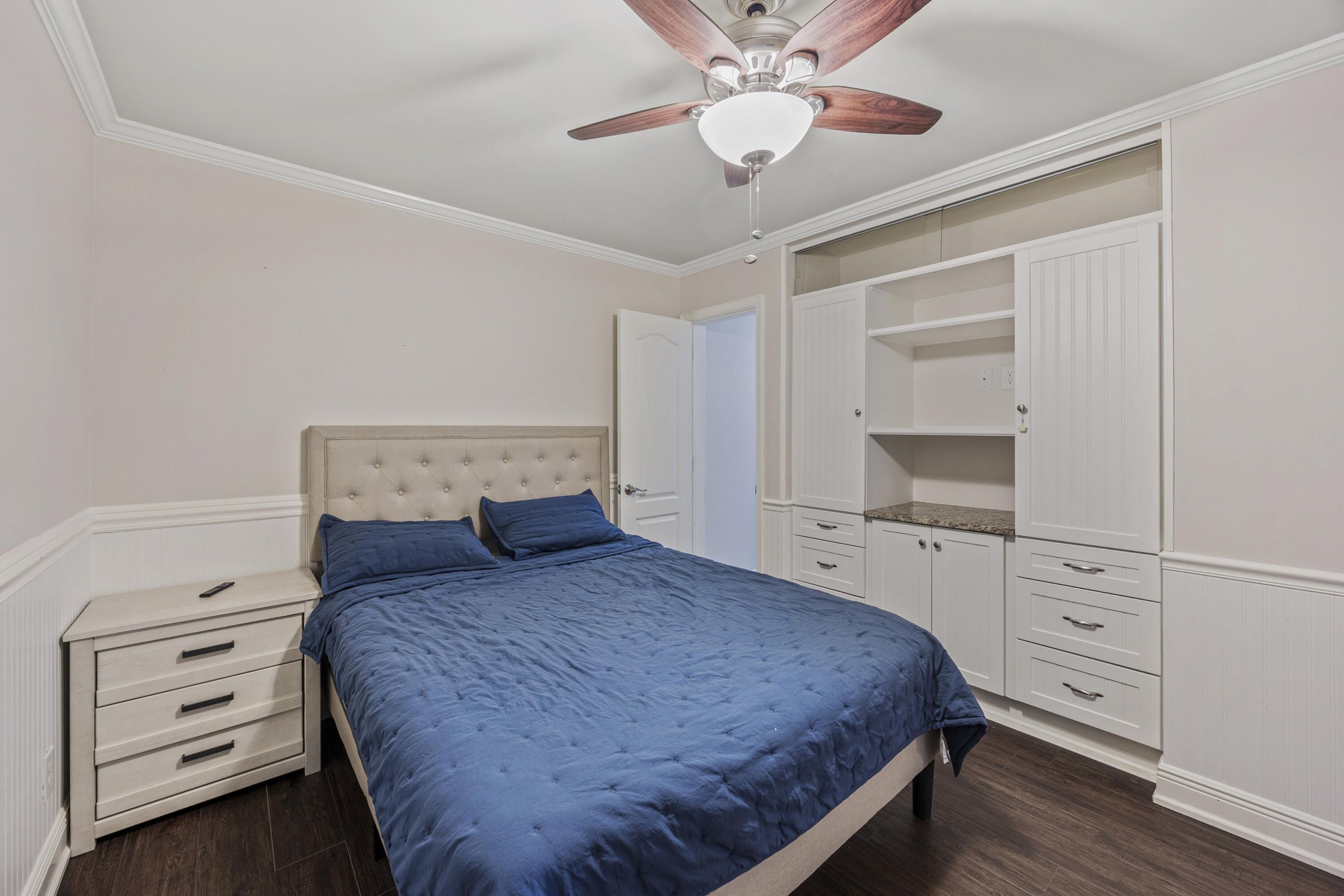 147 Eldredge Road Fort Walton Beach, FL 32547 - Photo 53 of 82 a bedroom with a bed and a dresser