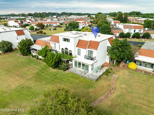 $305,000 | 110 Washington Harbor, Washington, NC 27889