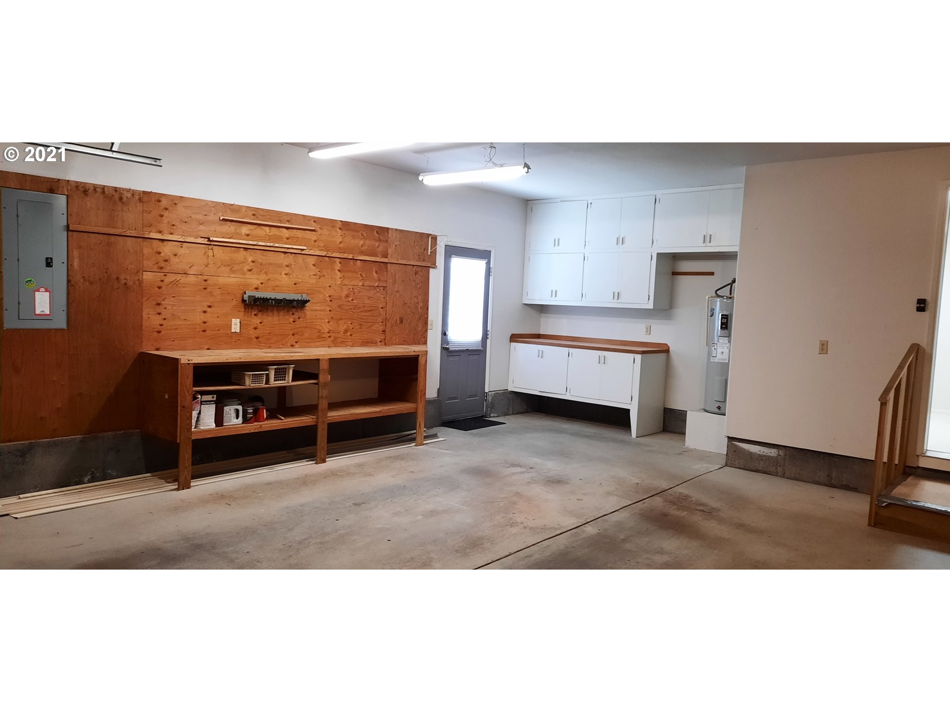 3929 Spruce Street Florence, OR 97439 - Photo 10 of 11 Gallery Image 10