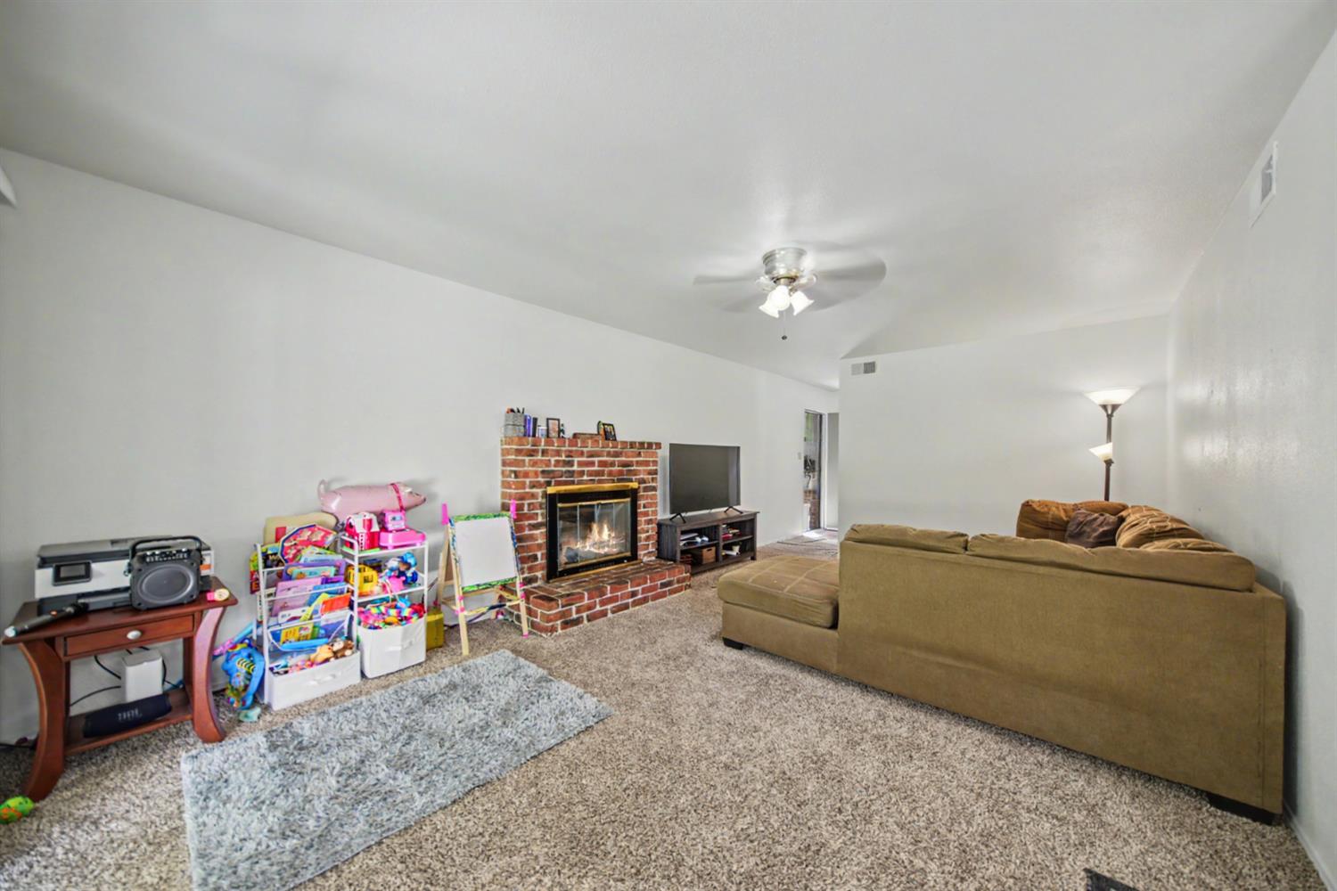 1531 West Rumble Road Modesto, CA 95350 - Photo 17 of 60 Gallery Image 17