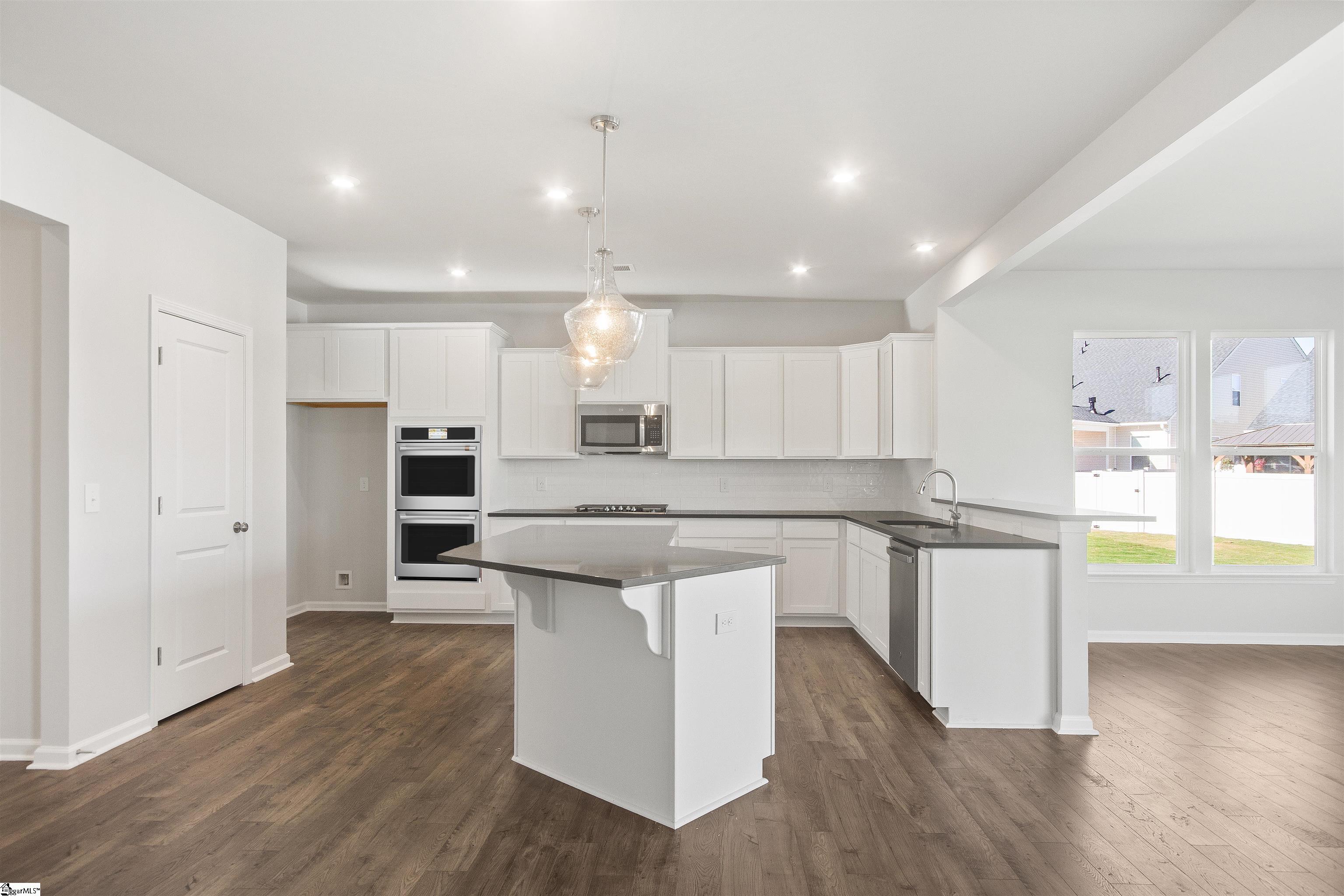 4038 Francis Spg Way Inman, SC 29349 - Photo 3 of 27