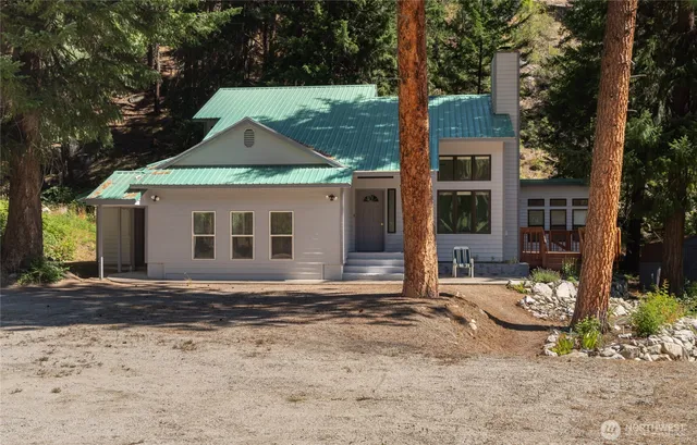 $775,000 | 17976 Entiat River Road, Entiat, WA 98822