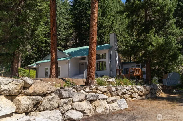 $775,000 | 17976 Entiat River Road, Entiat, WA 98822