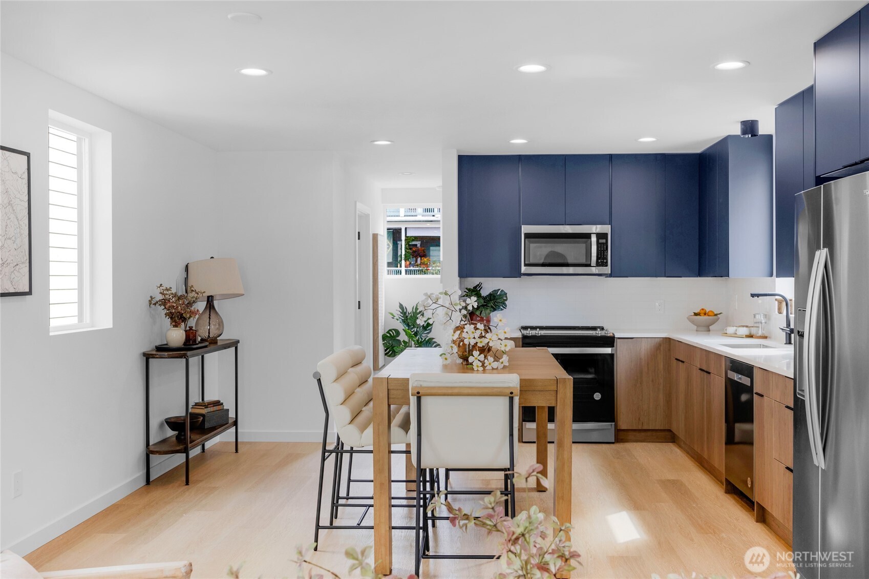 920 16th Avenue, Unit B Seattle, WA 98122 - Photo 12 of 34