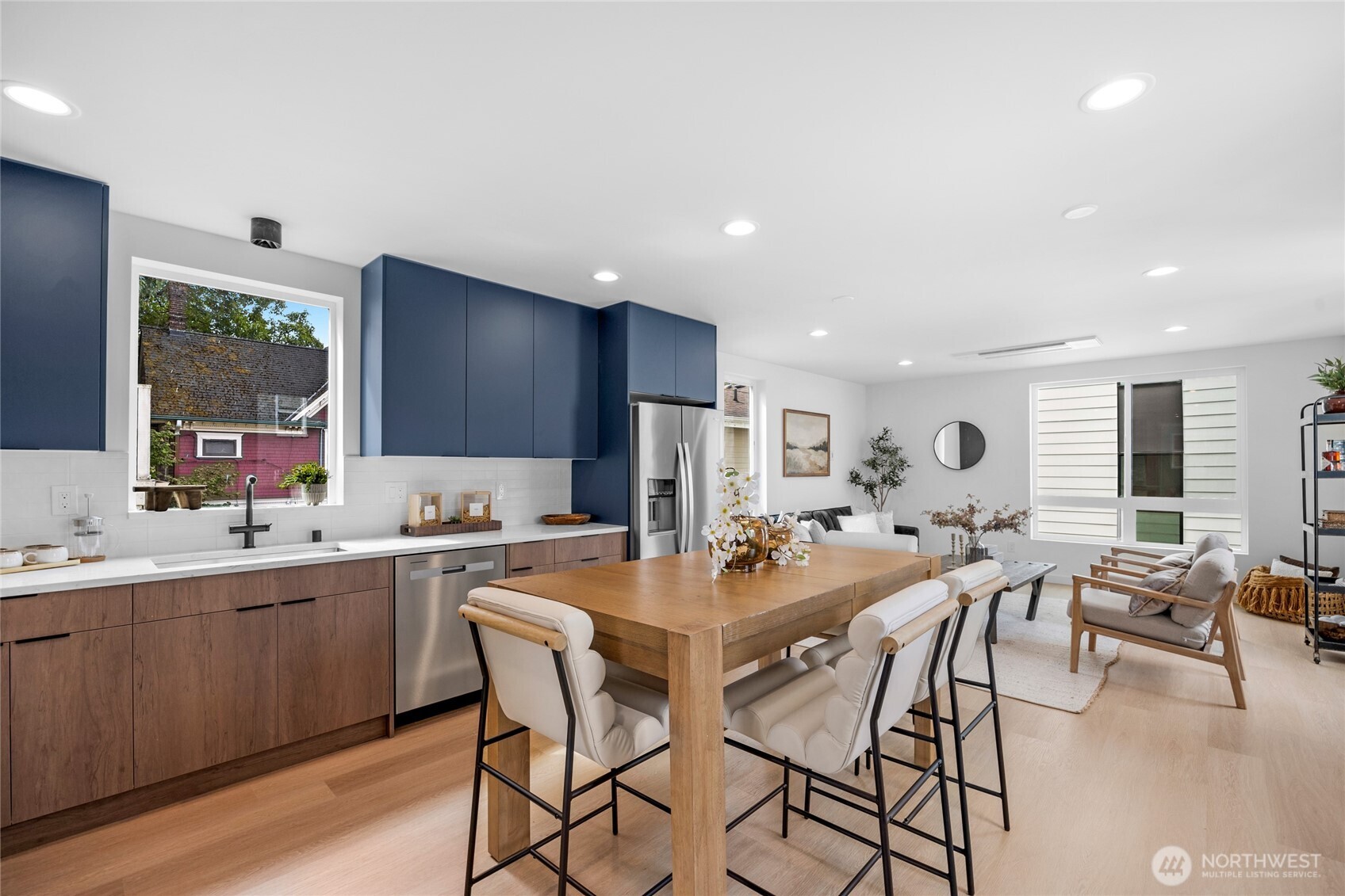 920 16th Avenue, Unit B Seattle, WA 98122 - Photo 14 of 34