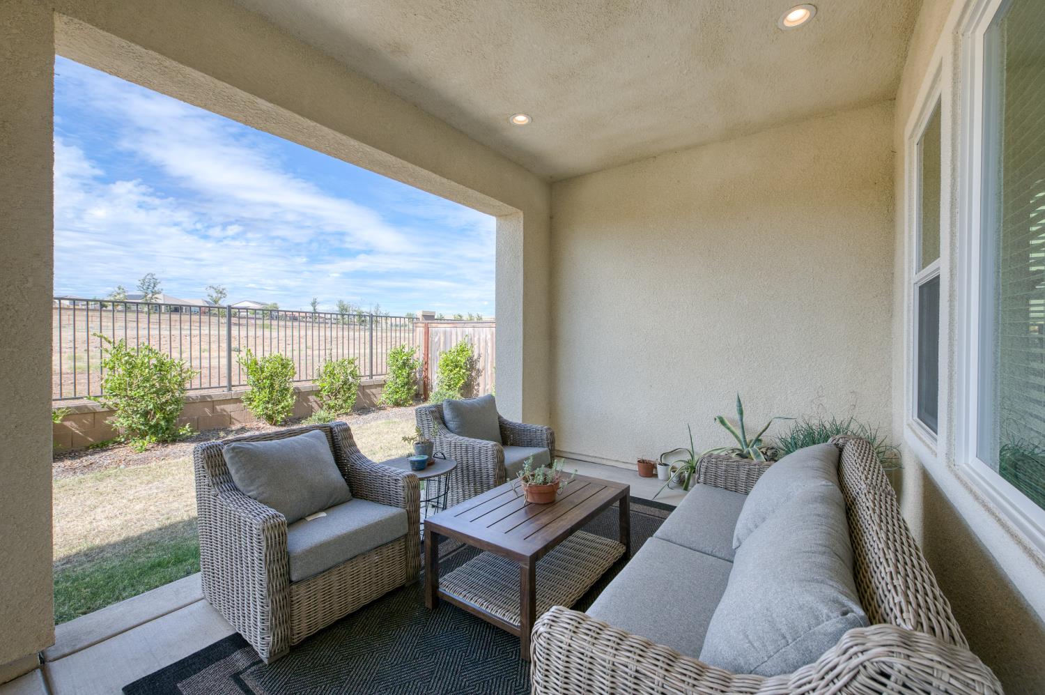 948 Beaver Pond Loop Madera, CA 93636 - Photo 65 of 98