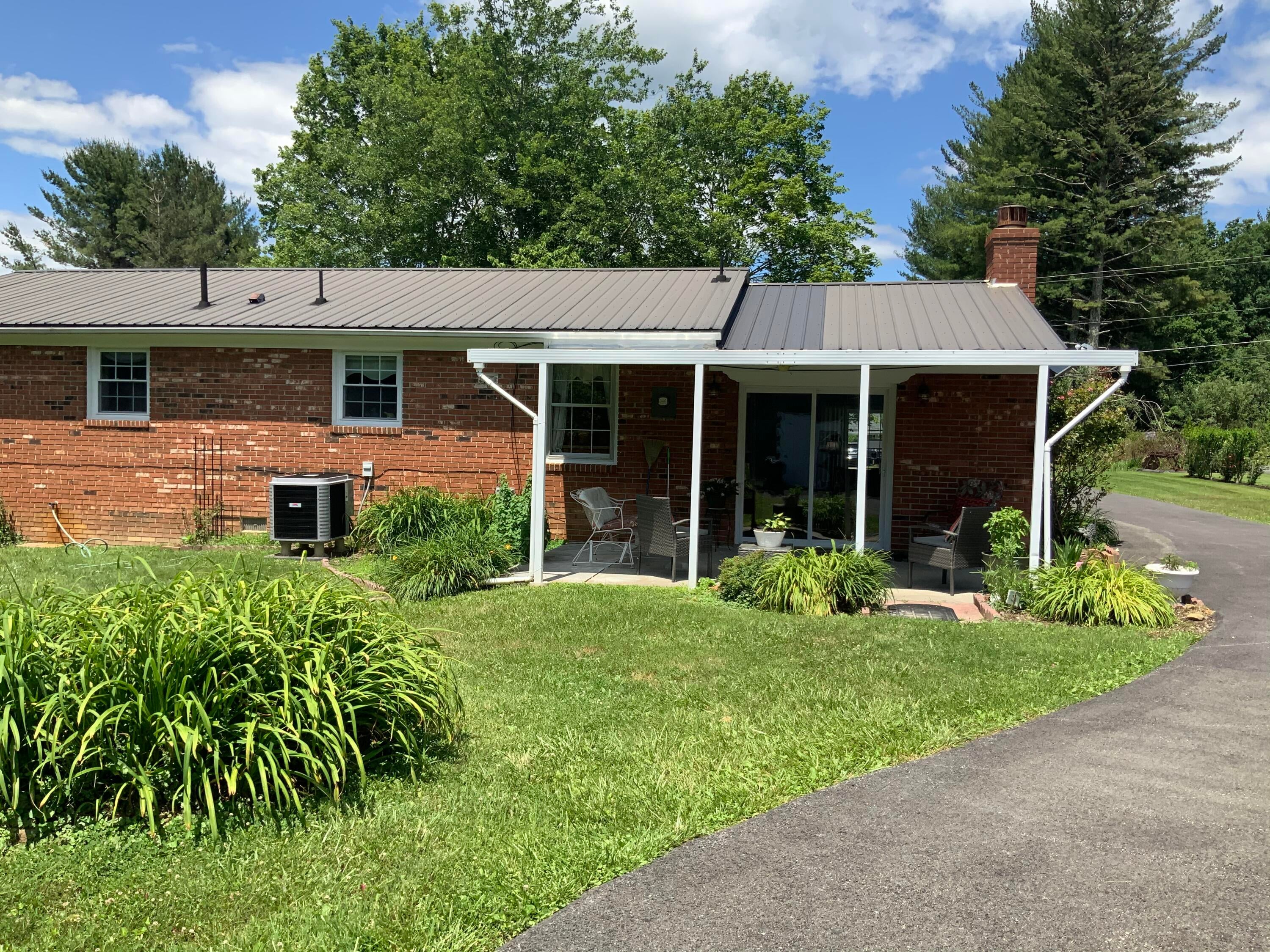310 Harper Road Lewisburg, WV 24901 - Photo 24 of 30 Gallery Image 24