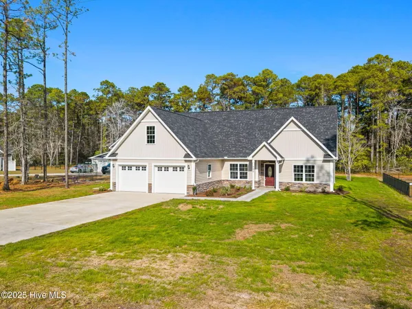 $465,000 | 192 Boundary Loop Road Northwest, Calabash, NC 28467