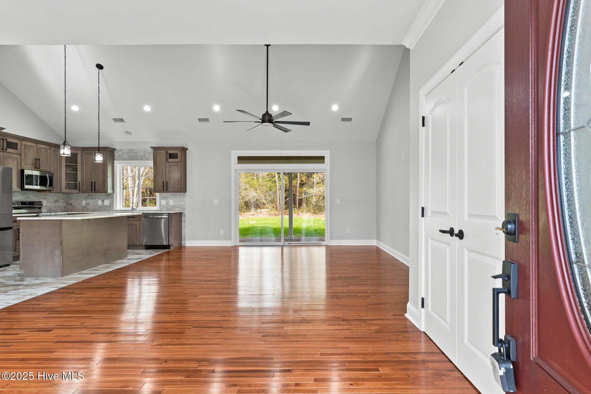 192 Boundary Loop Road Northwest Calabash, NC 28467 - Photo 4 of 57 .